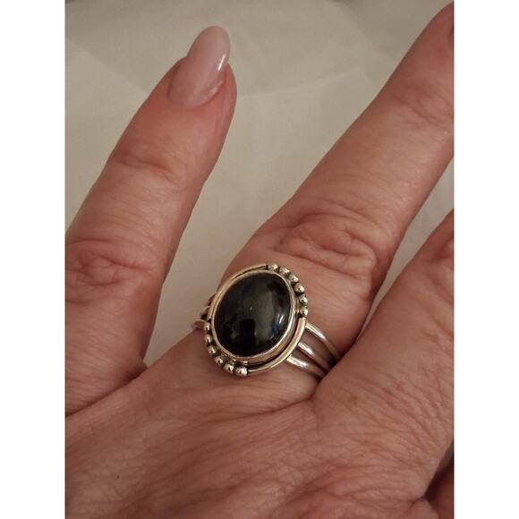 Black Onyx Size 9, Triple Band, 925 Sterling Silver, Vintage Style - Picture 3 of 5